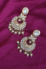 Load image into Gallery viewer, Shyla Bridal Necklace Set
